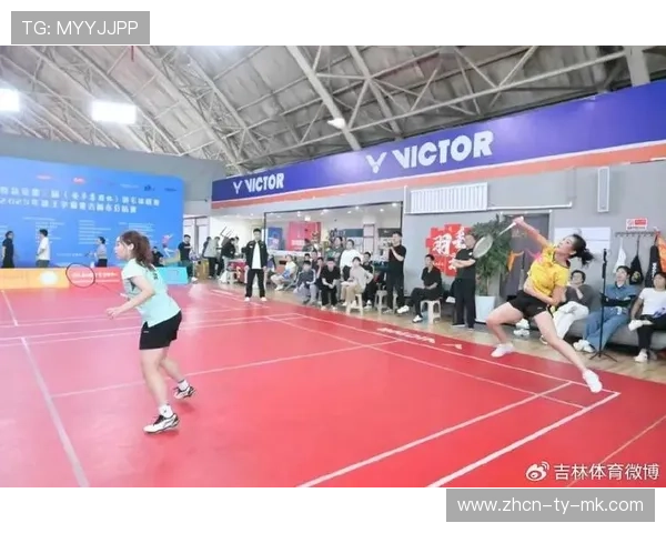 吉林羽毛球联赛吸引各年龄段参与 参赛者年龄相差达四十一岁